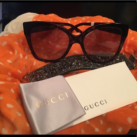 gg0459s gucci